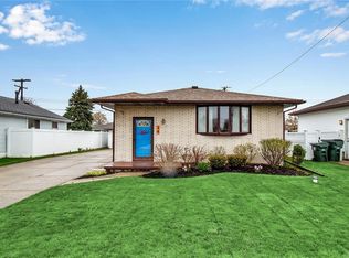 54 Norman Dr, Depew, NY 14043