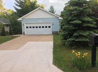 2263 Moran St, Marquette, MI 49855