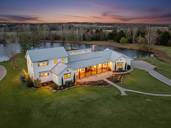 2nd image of 9441 Farmhouse Ln