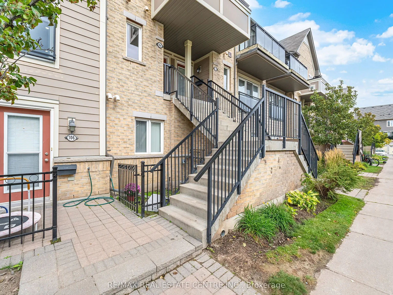 4 bed, $3,000 — Photo 2