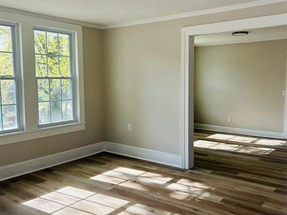 4th image of 110 Worley Rd
