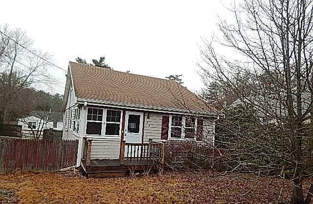 1st image of 20 Cypress St