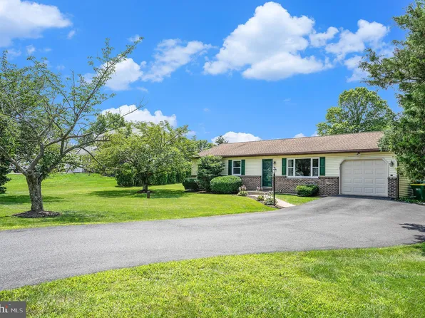 570 Buchert Rd, Gilbertsville, PA 19525