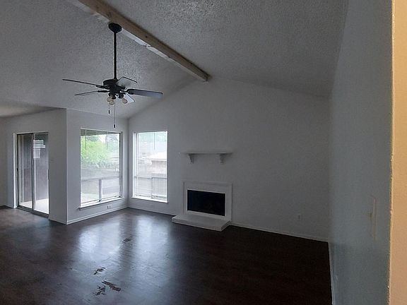 3rd image of 104B Cherie Ln