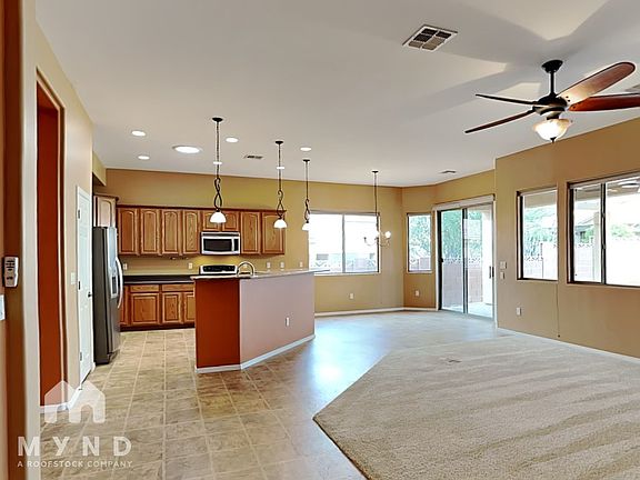 3rd image of 1141 W Tenniel Dr