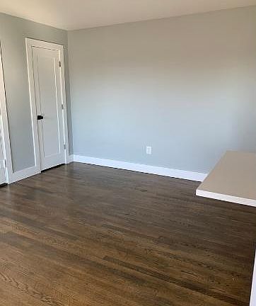 2nd image of 2059 N Woodstock St APT 206