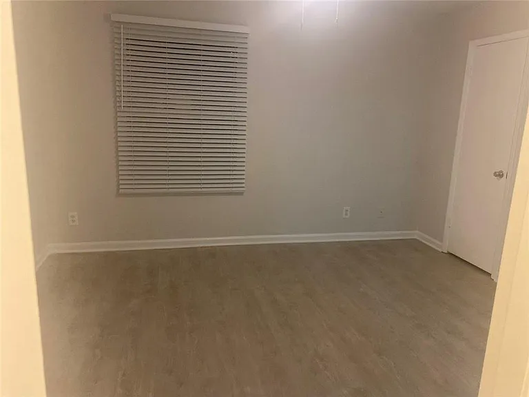 6368 Baker Ct — Photo 10
