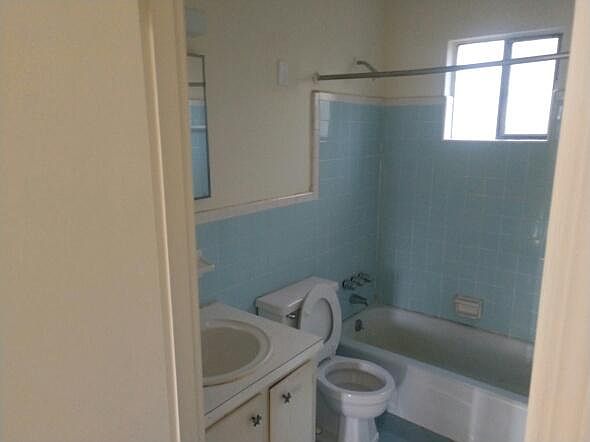2nd image of 1819 Highland Ave APT C5