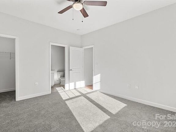5th image of 1420 Beechwood Dr