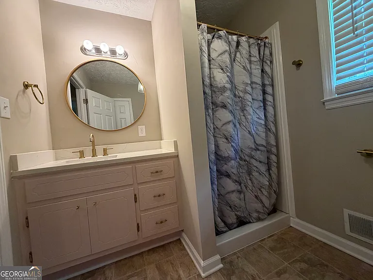 1140 Barber Creek Dr — Photo 24