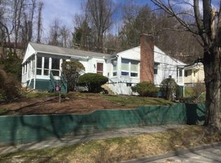 36 Pine Tree Dr, Worcester, MA 01609