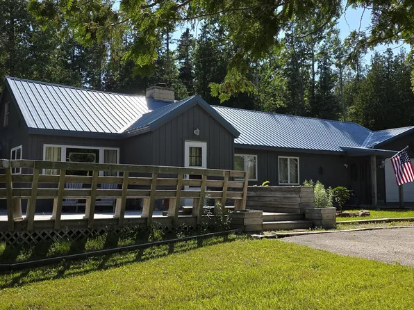 810 S Islington Rd, Cedarville, MI 49719