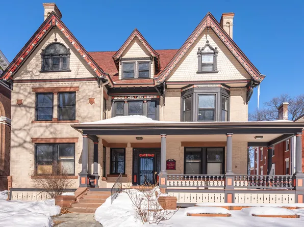 360 Farmington Ave, Hartford, CT