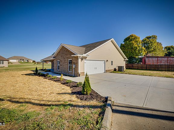 2nd image of 205 Judys Ln
