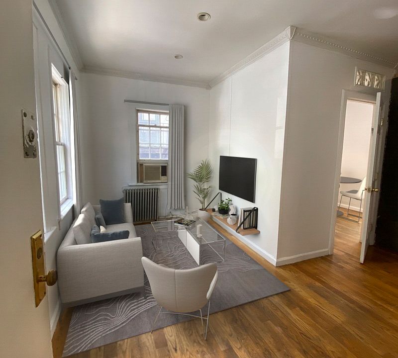 1st image of 270 W 95th St #22