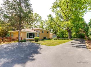 20459 Ela Rd, Deer Park, IL 60010