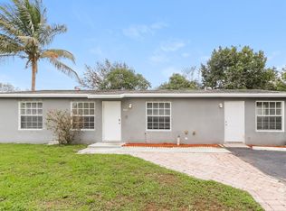 5812 Gramercy Dr, West Palm Beach, FL 33407