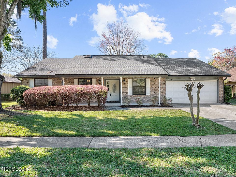 1st image of 10390 DEERFOOT Lane N