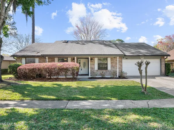 10390 DEERFOOT Lane N, Jacksonville, FL 32257