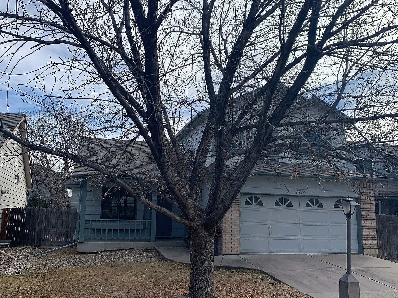 1716 Spencer St — Photo 2
