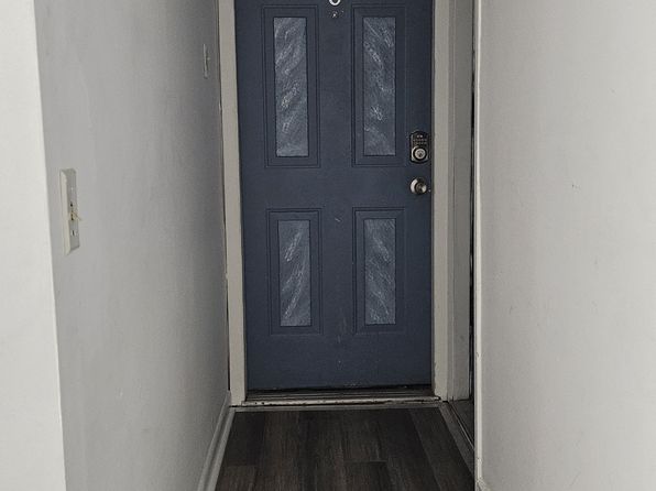 1300 E Philadelphia Ave APT 8