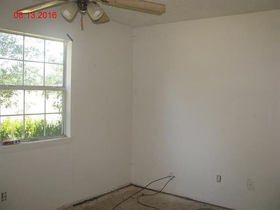 2nd image of 203 Sunset Bay Dr