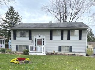 520 Donegal Springs Rd, Mount Joy, PA 17552