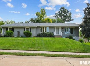4229 Washington St, Davenport, IA 52806
