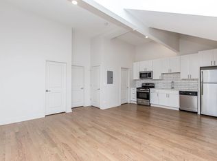 1008 W 18th St #101, Chicago, IL 60608