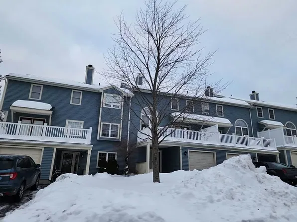 73 Colonial Dr Unit 73, Sturbridge, MA 01566