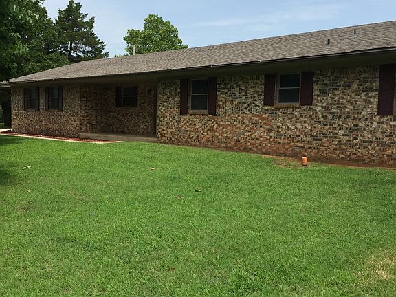 4th image of 48 Pineyridge Ln