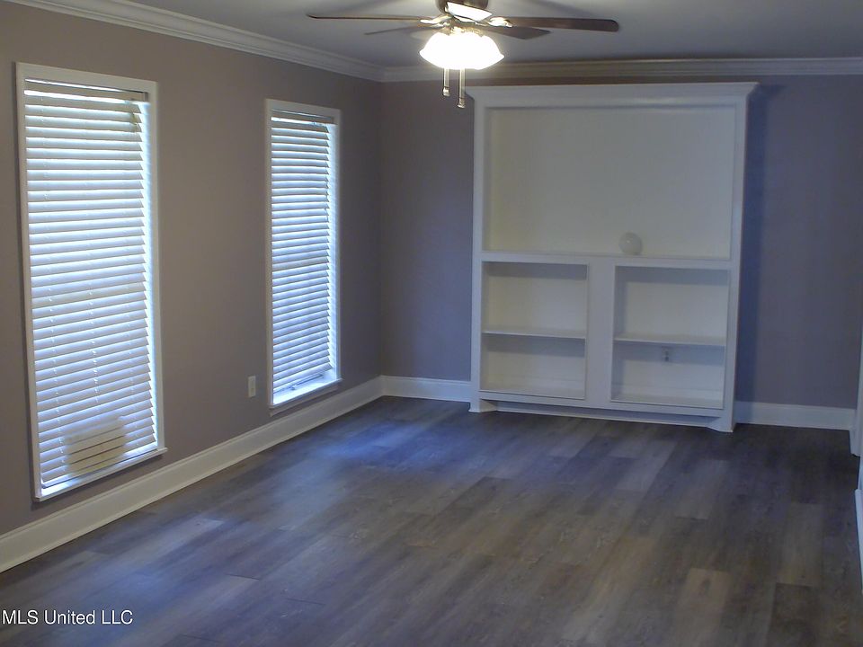 2nd image of 5717 Wildflower Dr