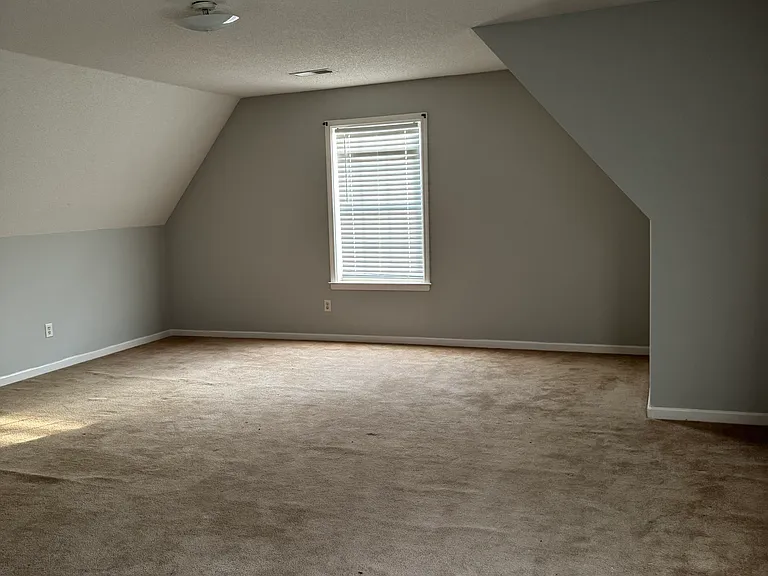 5787 Savannah Pkwy — Photo 15