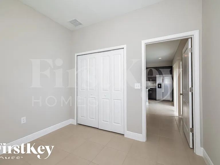 445 Eagle Dr — Photo 12