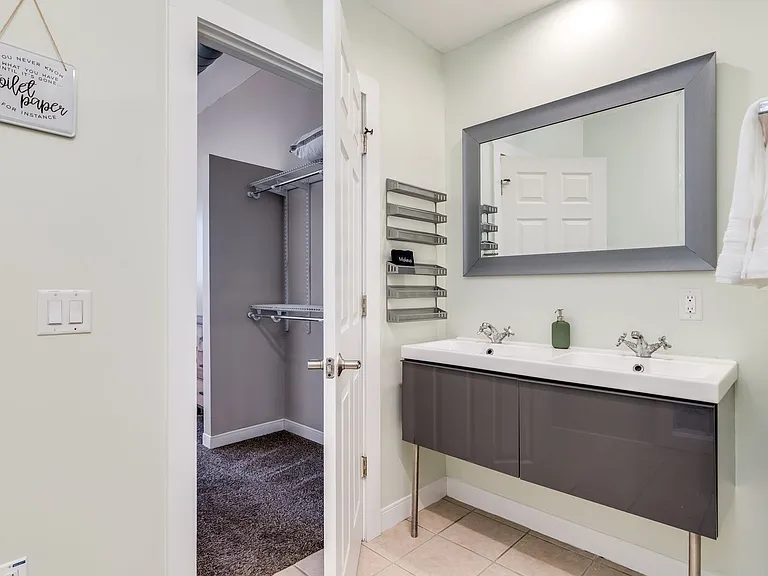 55 E Clifton Ave #B — Photo 5