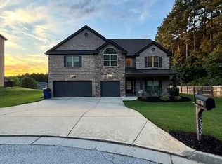 5897 Cliftondale Dr, Atlanta, GA 30349