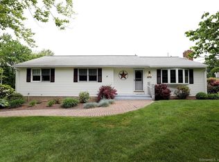 470 Hale St, Suffield, CT 06078