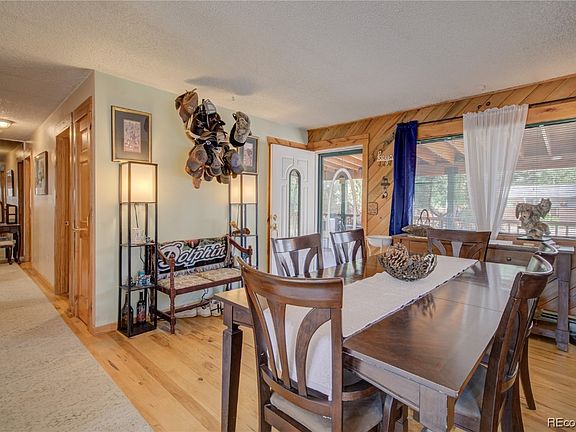5th image of 2685 Iris Lane