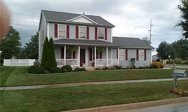 1st image of 1639 Waterford Dr