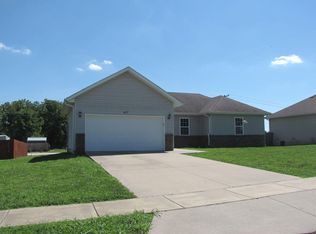 417 Stone Creek Rd, Willard, MO 65781