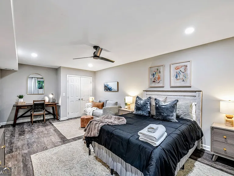 221 Remington Ln — Photo 18