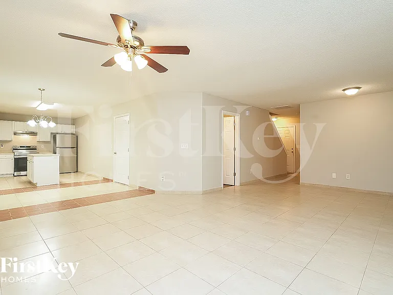5701 Yachtsman Ct — Photo 5