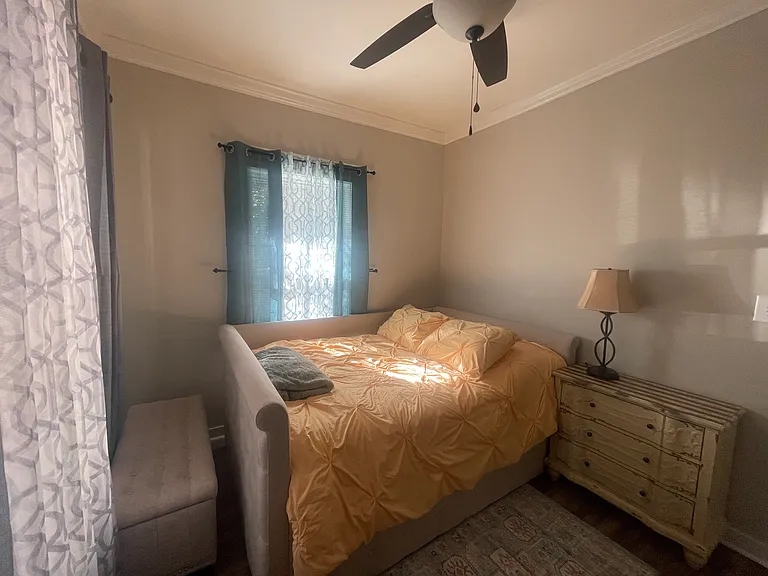 212 Judd St — Photo 39