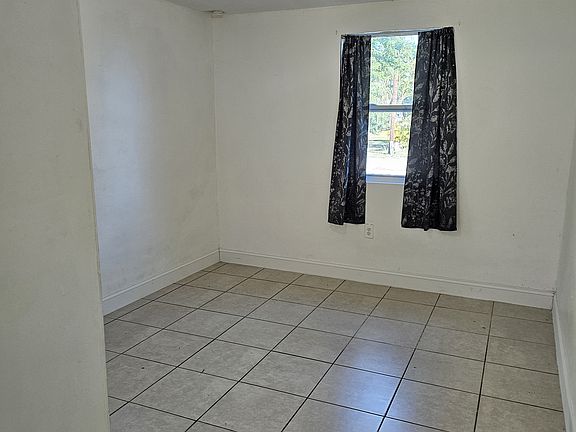 3rd image of 25445 Shore Dr #A