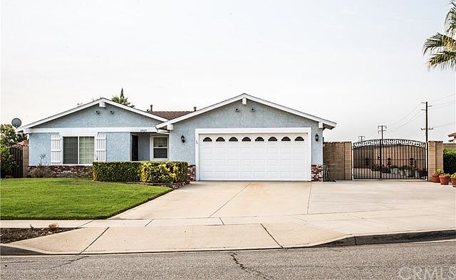1st image of 11925 Fennel Ct