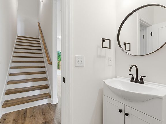 5th image of 308 Spring St Lot 193