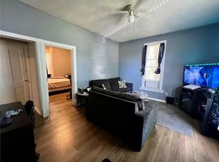 121 S 25th St, Mattoon, IL 61938