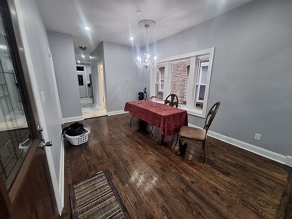 3rd image of 4947 W Race Ave #2-3-1