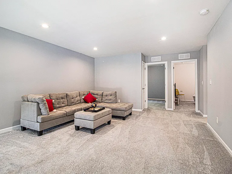 2865 Dillon Dr — Photo 23