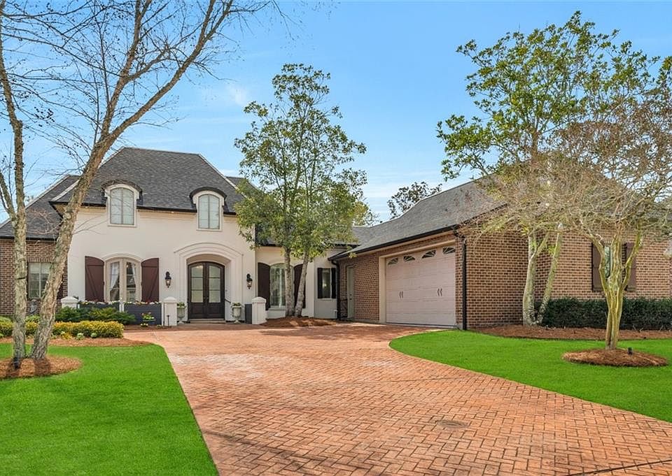 1st image of 111 Primrose Dr